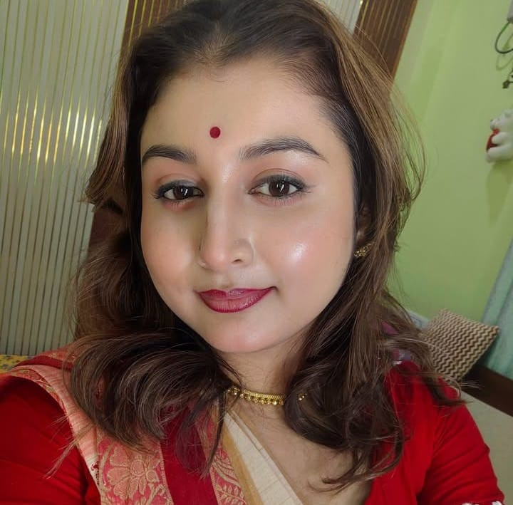 আমাদের বাড়ির কাজের মেয়ে